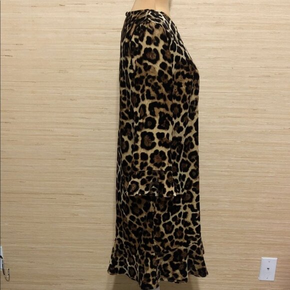 Loft Leopard Print Velvet Bell Sleeve Dress size 6 - Picture 5 of 10